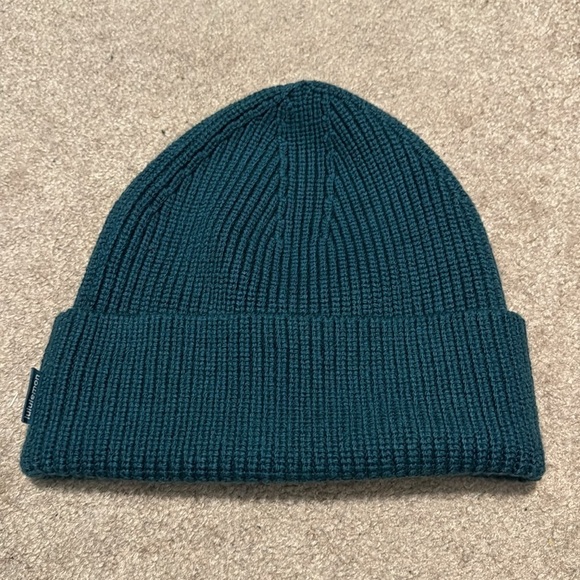Lululemon beanie size L/XL - Picture 3 of 3